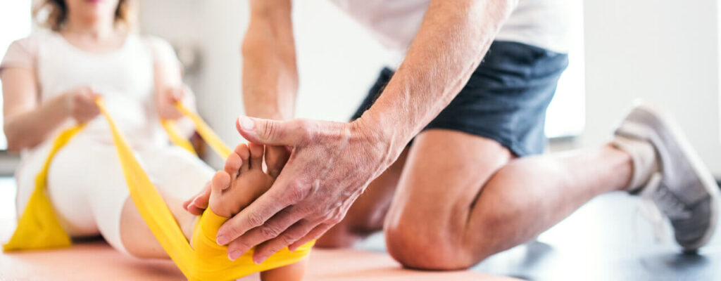 Stay Away From the Dangers of Opioids - Instead, Opt for Physical Therapy